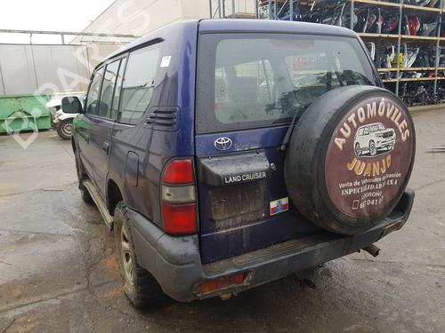 Left front indicator TOYOTA LAND CRUISER 90 (_J9_) 3.0 TD (KZJ90_, KZJ95_, KZJ90R, KZJ95R, KZJ90W, KZJ95W) | BP31818024C32 