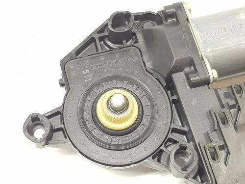 Left front window motor PEUGEOT 307 Break (3E) 2.0 HDI 110 | BP18307413E21 