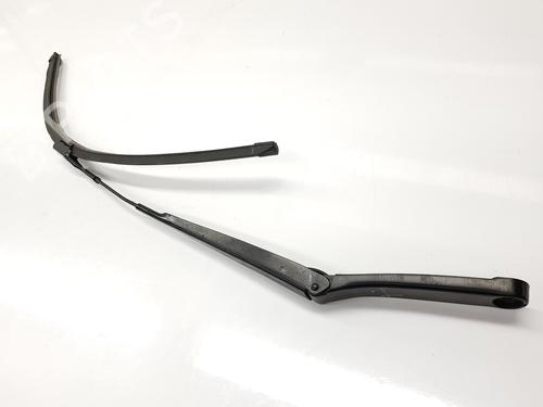 Used Front windshield wiper arm SEAT ATECA (KH7, KHP) 1.5 TSI (150 hp) 25296415