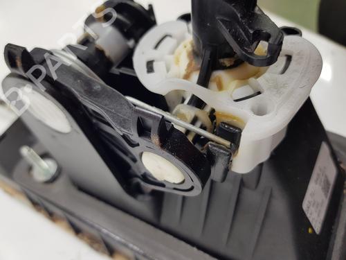 Gear lever SEAT IBIZA V (KJ1, KJG) 1.0 MPi | BP13639839M90