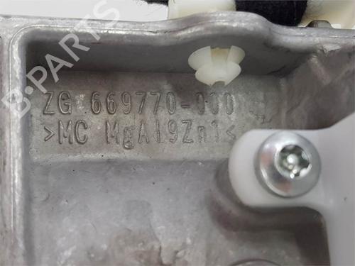 Steering column BMW 1 (F21) 118 d | BP38408665M21 - Image 9