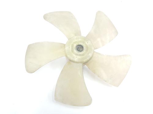 Radiator fan TOYOTA RAV 4 II (_A2_) 2.0 4WD (ACA21, ACA20) | BP31593538M35 