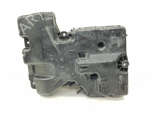Depósito de AdBlue Depósito de AdBlue MAN TGE Van 2.0 TDI (01V, 03V, 36V, UYB, UYC, UYD) (140 hp) 35753700 35753700