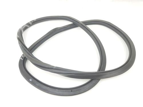 Used Rubber door seal SEAT IBIZA V (KJ1, KJG) 1.0 TSI (116 hp) 18907613