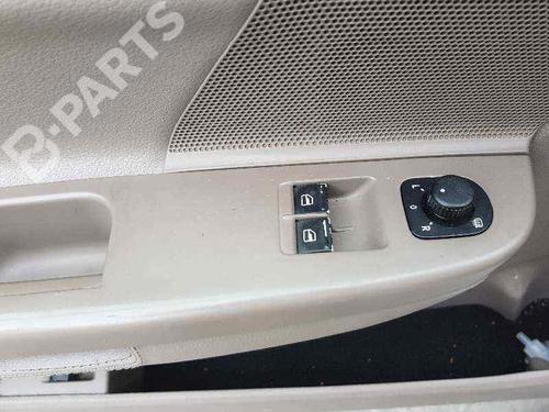 Lights ECU VW GOLF V (1K1) 2.0 GTI | BP6588622M55  - Image 22