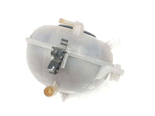 Used Expansion tank Expansion tank AUDI A3 Sportback (8VA, 8VF) 1.6 TDI (110 hp) 7737601 7737601