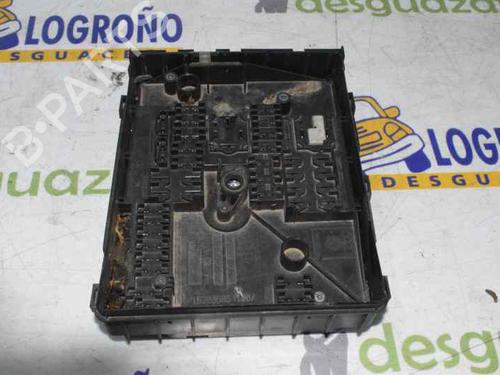Fuse box VW TOURAN (1T1, 1T2) 1.9 TDI | BP796425E1 