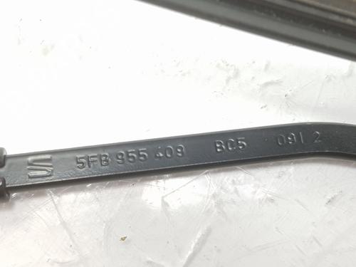 Front windshield wiper arm CUPRA LEON Sportstourer (KL8, KU8, KUD) 2.0 TSI 4Drive | BP18489572C143 