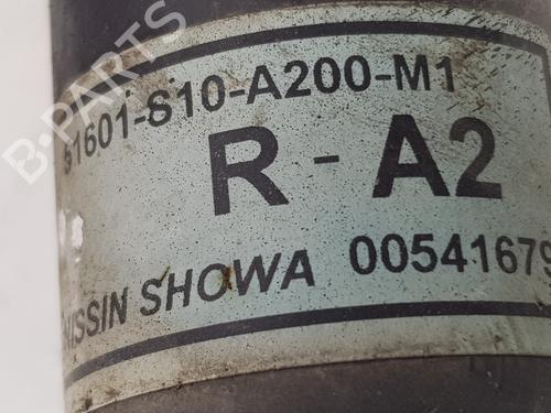 Right front shock absorber HONDA CR-V I (RD) 2.0 16V 4WD (RD1, RD3) | BP17707151M17 