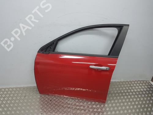 left-front-door-fiat-tipo-hatchback-356_-357_-2016-37727301 main image