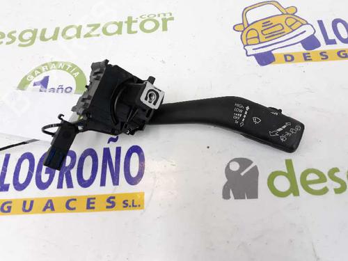 Used Steering column stalk SEAT LEON (1P1) 1.9 TDI (105 hp) 2827553