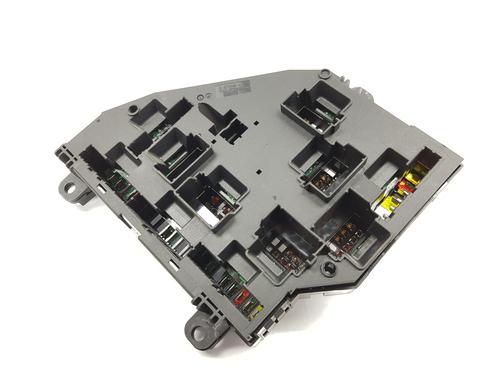 Fuse box BMW 5 (F10) 530 d | BP16102958E1
