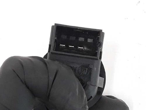 Steering wheel controls LAND ROVER RANGE ROVER SPORT II (L494) 4.4 SDV8 4x4 | BP5020394E15 
