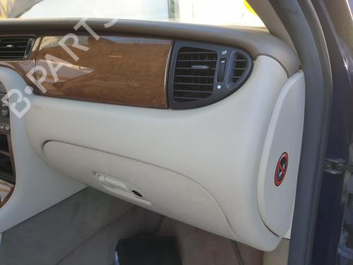 Left taillight JAGUAR X-TYPE I (X400) 2.5 V6 All-wheel Drive | BP11282683C34 