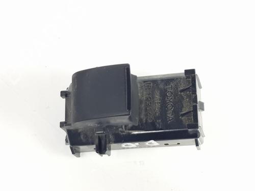 Used Right front window switch TOYOTA HILUX VIII Pickup (_N1_) 2.4 D (GUN112_, GUN122_, GUN135_, GUN120_, GUN135R,... (150 hp) 12575358