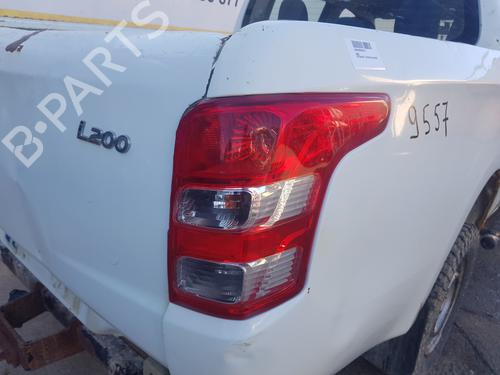 Right front window switch MITSUBISHI L200 / TRITON (KJ_, KK_, KL_) 2.4 DI-D 4WD (KJ0T) | BP32521664I26 - Image 9