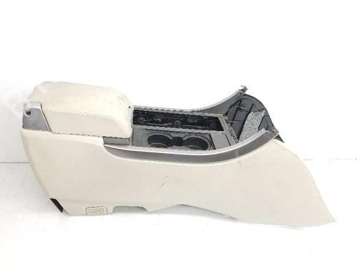 Armrest / Center console LAND ROVER RANGE ROVER SPORT I (L320) 3.6 D 4x4 | BP7464297I20 