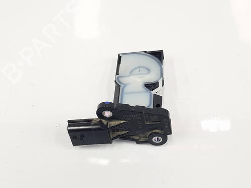 Used Mass air flow sensor RENAULT TRAFIC III Van (FG_) 1.6 dCi 120 (FGMK) (121 hp) 9157227