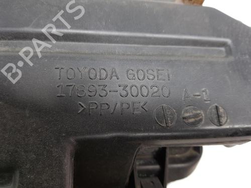 Air filter box TOYOTA LAND CRUISER PRADO (_J12_) 3.0 D-4D (KDJ120, KDJ125) | BP17017927M87 