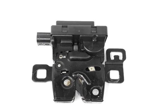 Used Tailgate lock LAND ROVER RANGE ROVER SPORT I (L320) 2.7 D 4x4 (190 hp) 5806776