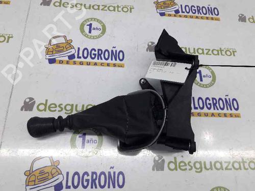 Used Gear lever NISSAN X-TRAIL II (T31) 2.0 dCi 4x4 (173 hp) 7895865