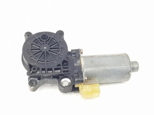 Right front window motor BMW 3 (E46) 325 i | BP17613263E20 