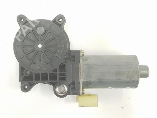 Right front window motor BMW 3 (E46) 330 xd | BP3660914E20 