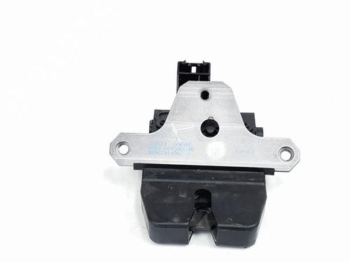 Used Tailgate lock Tailgate lock LAND ROVER FREELANDER 2 (L359) 2.2 TD4 4x4 (160 hp) 34407166 34407166