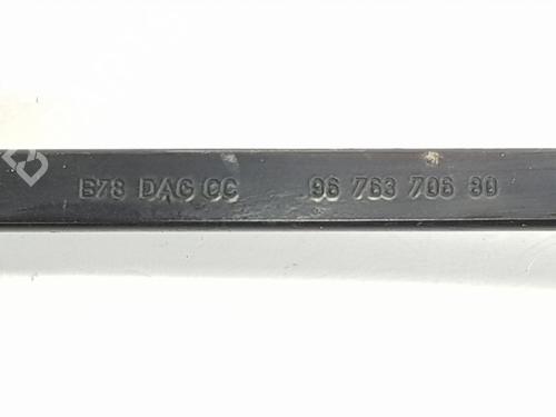 Front windshield wiper arm CITROËN C4 Picasso II 1.6 HDi / BlueHDi 115 | BP32124003C143