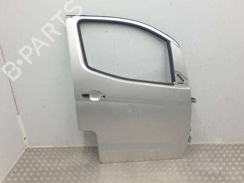 Puerta delantera derecha Puerta delantera derecha 38930354 38930354