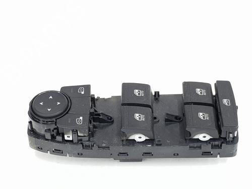 Used Left front window switch Left front window switch DACIA DUSTER (PYM_, PYN_) 1.2 TCe 130 (131 hp) 34736187 34736187