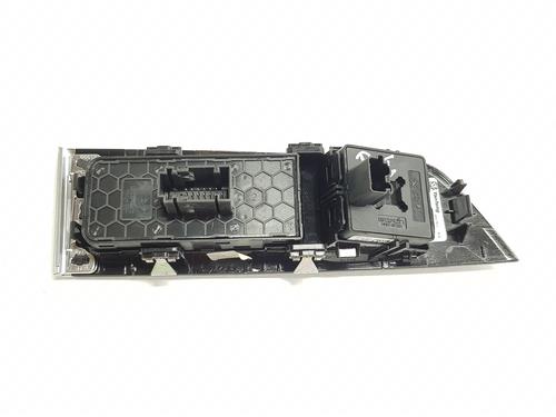Left front window switch OPEL ASTRA L Sports Tourer (OV5) 1.2 (FRHNSL, FRHNSR) | BP29433853I27 