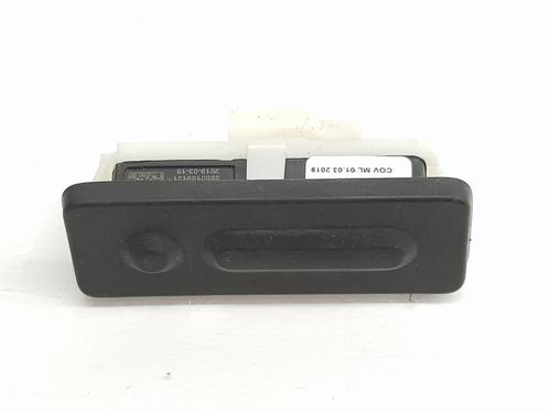 Used Tailgate handle Tailgate handle CITROËN C5 AIRCROSS (A_) 1.5 BlueHDi 130 (ACYHZJ, ACYHZR) (131 hp) 37718875 37718875