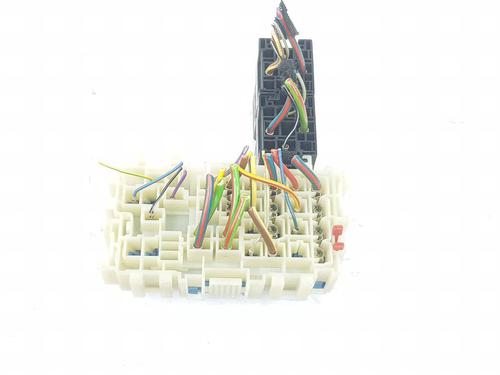 Fuse box LAND ROVER RANGE ROVER EVOQUE (L538) 2.2 D 4x4 | BP8218717E1