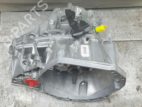 Used Gearbox Gearbox DACIA DUSTER (HM_) 1.3 TCe 130 (HMMF) (131 hp) 33558118 33558118
