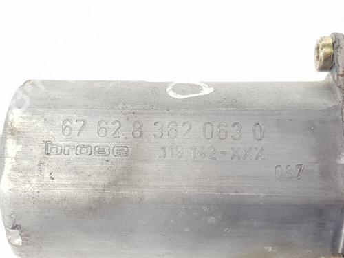 Right front window motor BMW 3 Coupe (E46) 318 Ci | BP20198640E20 