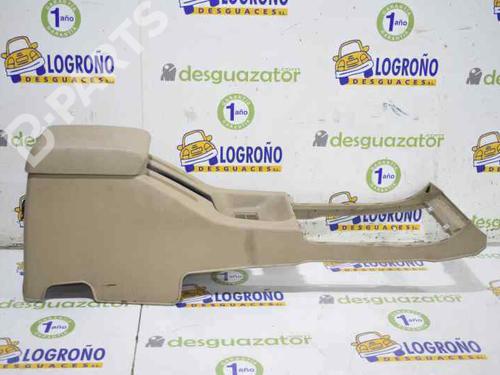 Used Armrest / Center console Armrest / Center console NISSAN TERRANO II (R20) 3.0 Di 4WD (154 hp) 7894656 7894656