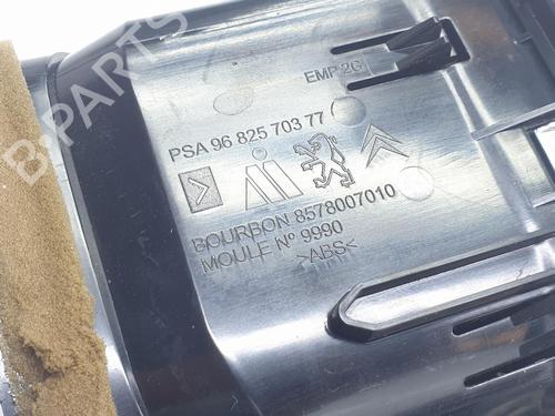 Air vent CITROËN C3 Picasso (SH_) 1.6 HDI 90 | BP17904823I21 