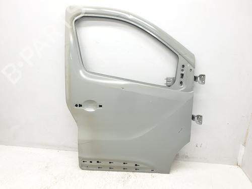 Used Right front door Right front door 21003442 21003442