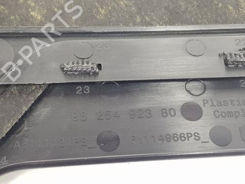 Upper protection OPEL ASTRA L Sports Tourer (OV5) 1.2 (FRHNPJ) | BP26437402M93 