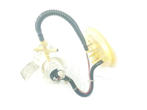 Used Fuel pump BMW 5 Gran Turismo (F07) 530 d (245 hp) 15962504
