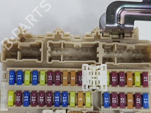Fuse box NISSAN QASHQAI II SUV (J11, J11_) 1.6 DIG-T | BP9371572E1 