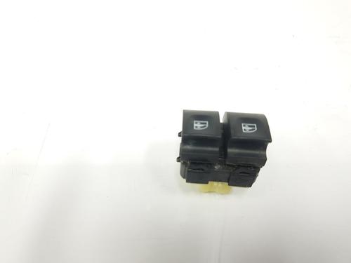 Used Left front window switch Left front window switch RENAULT CLIO IV (BH_) [2012-2021] 9097555 9097555