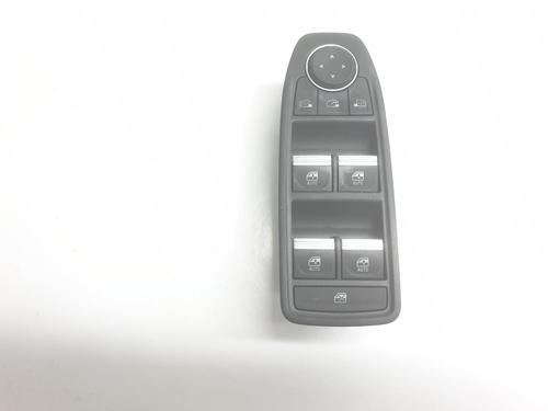 Used Left front window switch Left front window switch RENAULT SYMBIOZ 1.8 E-Tech 160 Full Hybrid (158 hp) 34698441 34698441