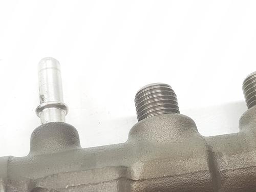 Injection rail BMW 2 Gran Tourer (F46) 216 d | BP33540231M98 - Image 2