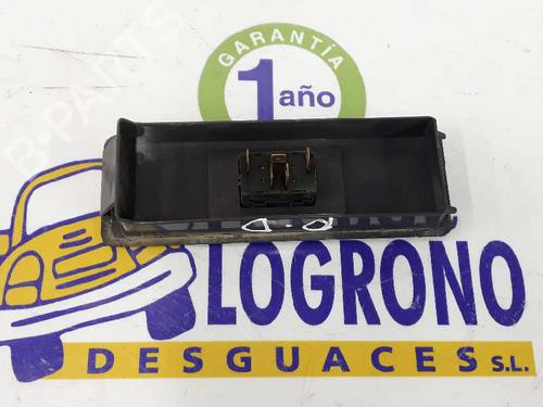 Right front window switch MERCEDES-BENZ VITO Van (W638) 110 D 2.3 (638.074, 638.078) | BP1587672I26 