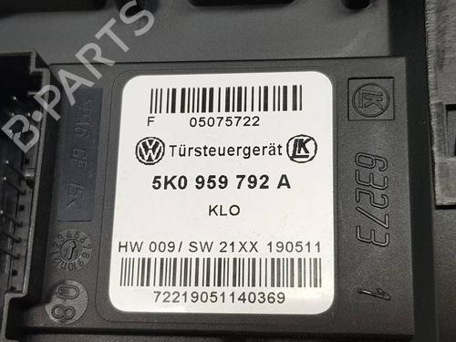 Right front window motor VW GOLF VI (5K1) 2.0 TDI | BP39612494E20 - Image 7