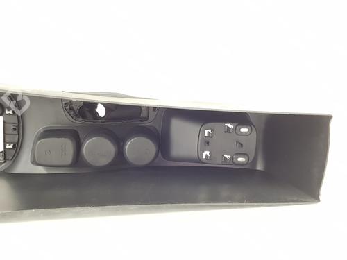 Middle console CITROËN C4 II (NC_) 1.6 BlueHDi 100 | BP32266349I22 