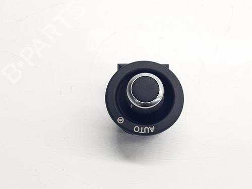 Used Steering wheel controls LAND ROVER RANGE ROVER SPORT II (L494) 3.0 SDV6 4x4 (306 hp) 20665393
