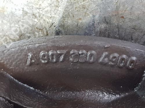 Left front steering knuckle MERCEDES-BENZ SPRINTER 5-t Van (B907)  | BP29436424M25 